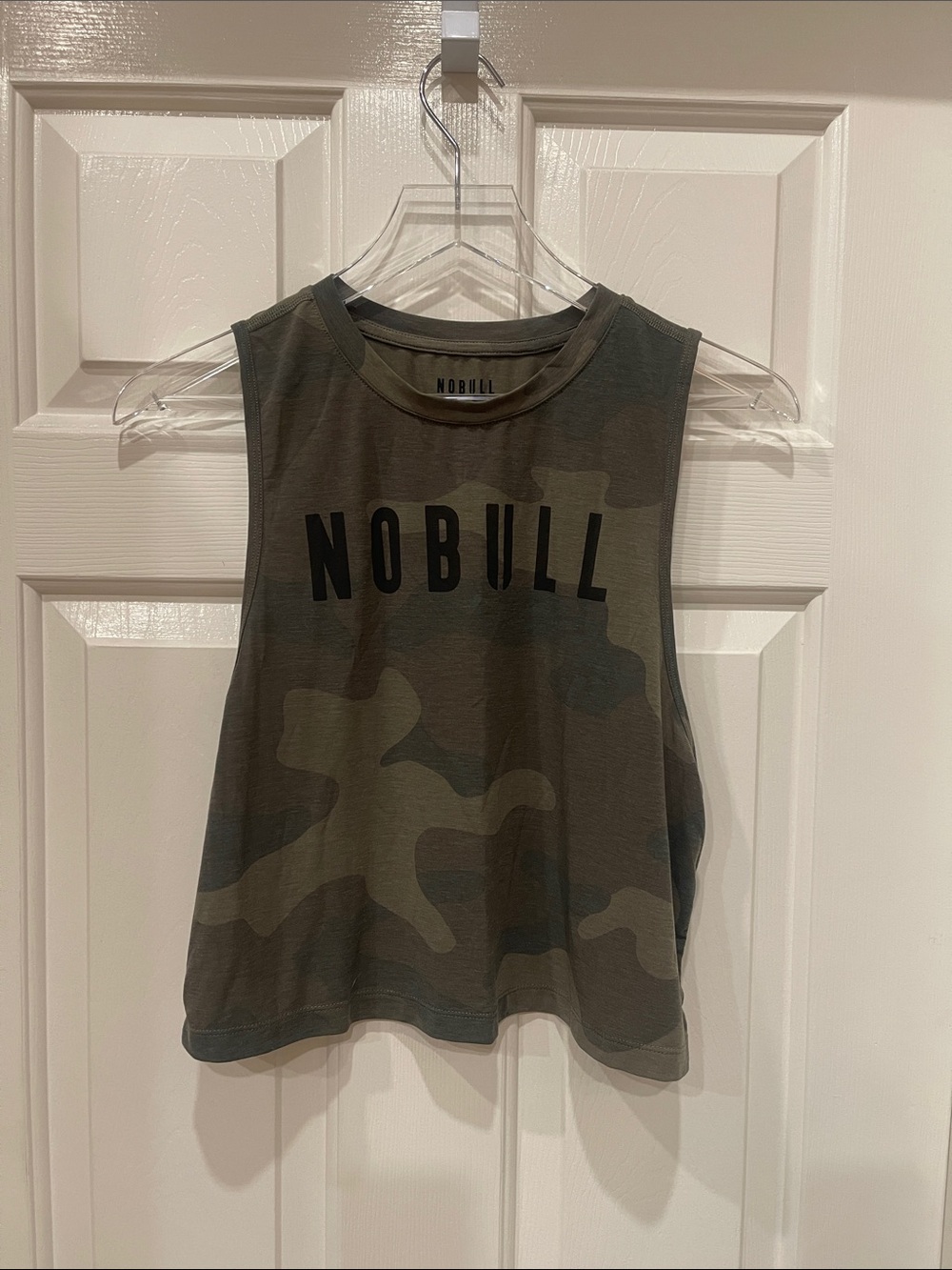NOBULL Women's Camo Crop Tank Top - Olive Green S:M